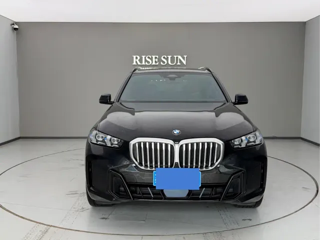BMW X5 — Фото автомобиля 2