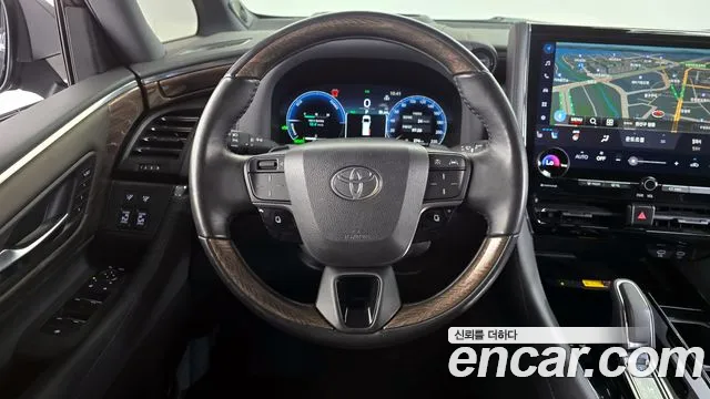 Toyota Alphard — Фото автомобиля 13