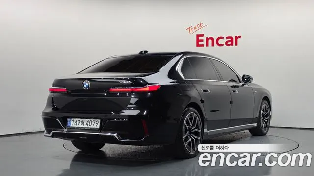 BMW 7 Series G70 — Фото автомобиля 2