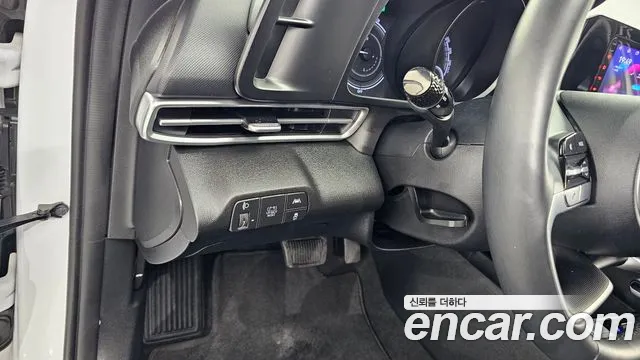 Hyundai Avante CN7 — Фото автомобиля 23
