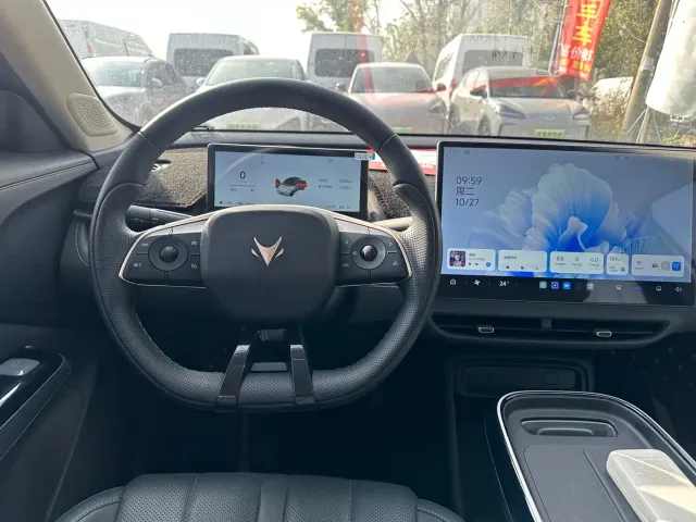 Arcfox T1 — Фото автомобиля 5