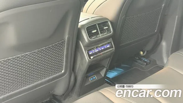 Mercedes-Benz GLE-Class — Фото автомобиля 13