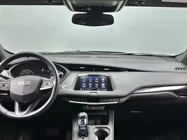 Cadillac XT4 — Фото автомобиля 12