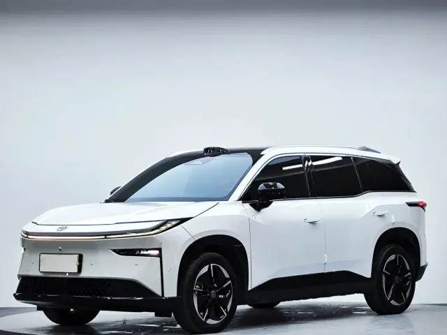 Toyota BoZhi 3X — Фото автомобиля 20