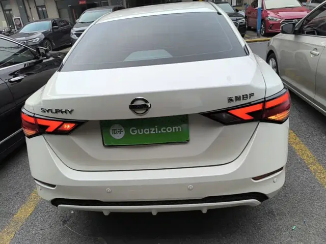 Nissan Sylphy — Фото автомобиля 5