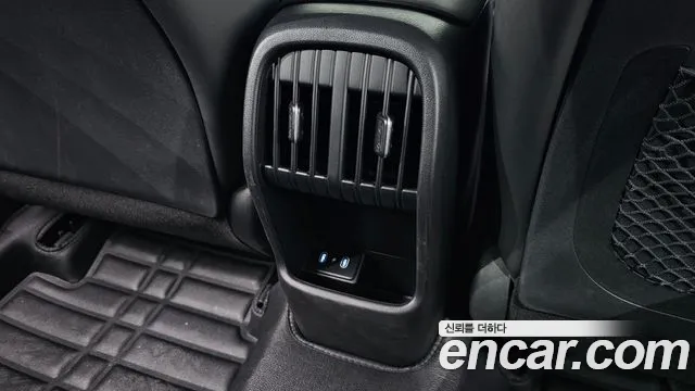 Hyundai Kona SX2 — Фото автомобиля 25