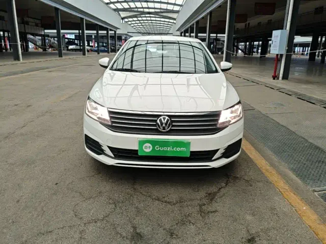 Volkswagen Lavida — Фото автомобиля 2
