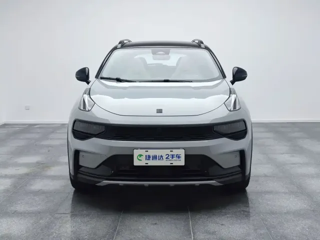Lynk & Co Lynk & Co 01 2023 1.5TD EM-F Dawn Edition — Фото автомобиля 6