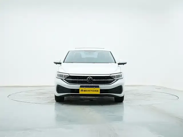 Фотография автомобиля — Volkswagen Sagitar
