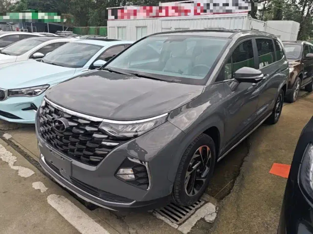 Фотография автомобиля — Hyundai Custo