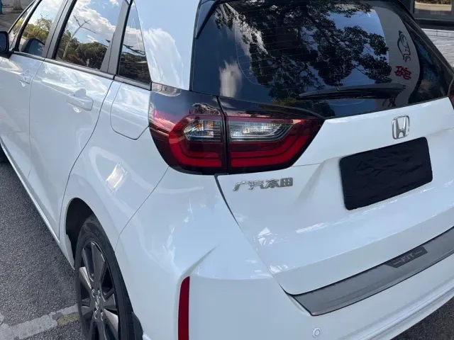 Honda Fit — Фото автомобиля 6