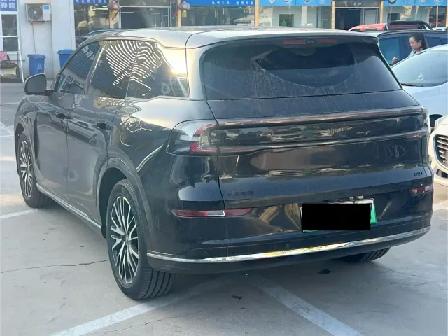 Changan Qiyuan Q07 — Фото автомобиля 4