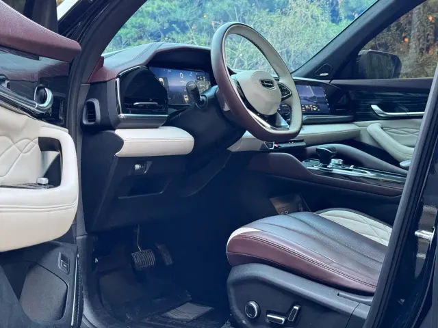 Geely Xingyue L — Фото автомобиля 4