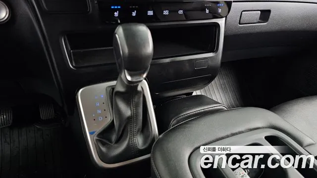 Hyundai Staria — Фото автомобиля 12
