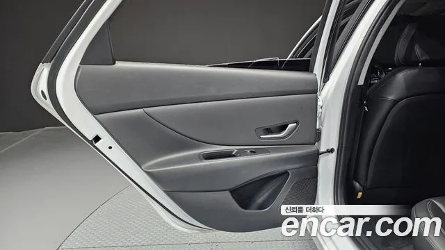 Hyundai Avante — Фото автомобиля 14