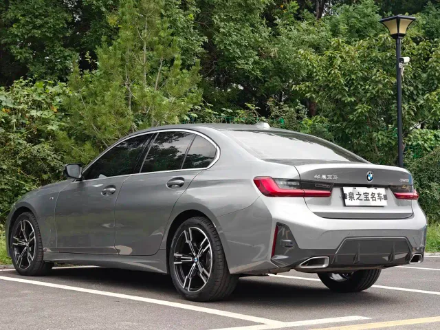 BMW 3 Series — Фото автомобиля 10