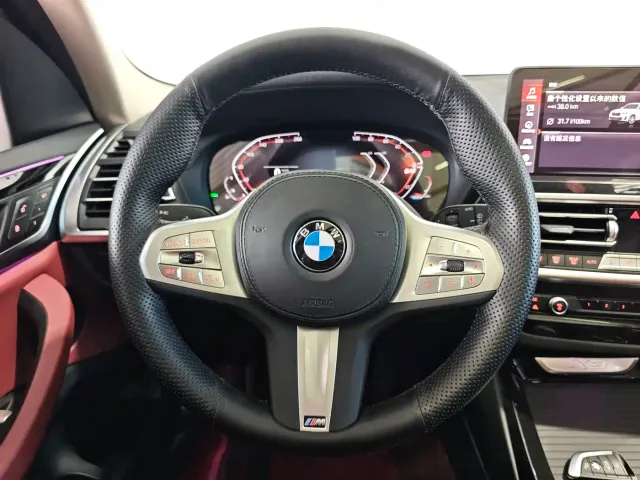 BMW X3 — Фото автомобиля 9