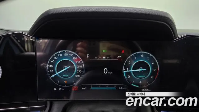 Hyundai Avante CN7 — Фото автомобиля 8