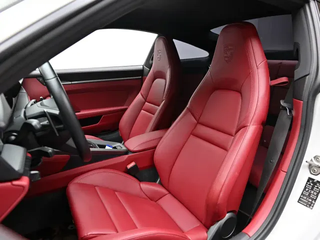 Porsche 911 — Фото автомобиля 6