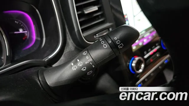 Renault-KoreaSamsung QM6 Новый QM6 2.0 LPe RE Signature 2WD — Фото автомобиля 24