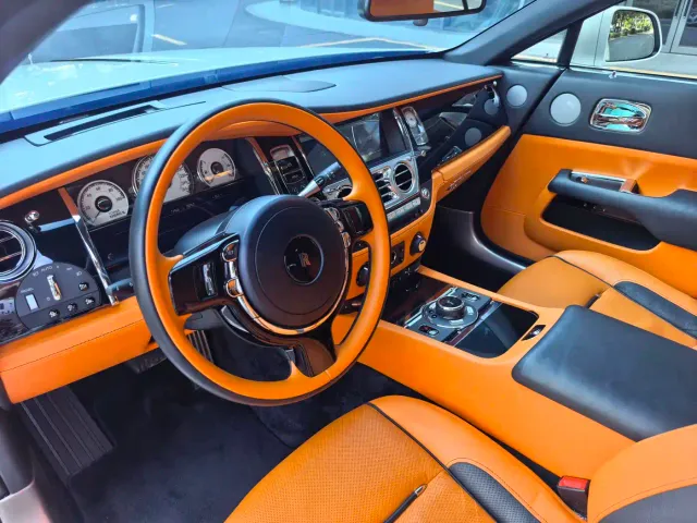 Rolls-Royce Wraith — Фото автомобиля 4