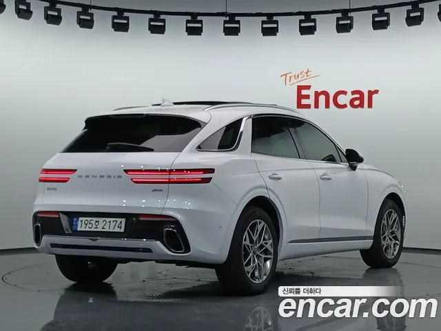 Genesis GV70 — Фото автомобиля 2