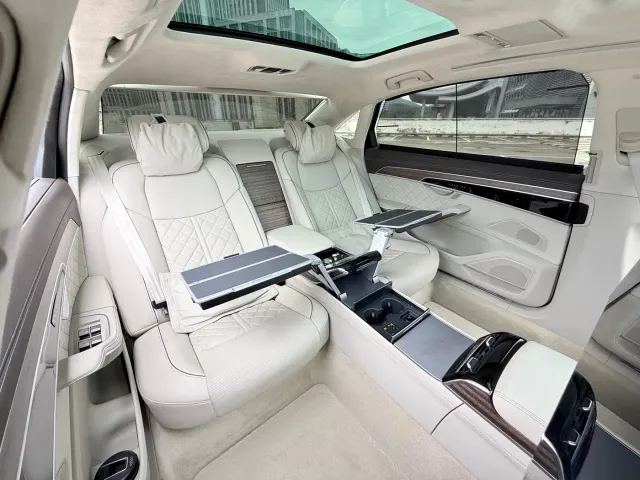 Audi A8 — Фото автомобиля 11