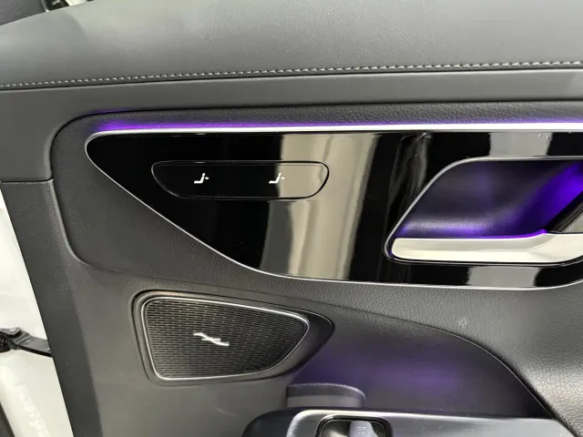 Mercedes-Benz C-Class — Фото автомобиля 13