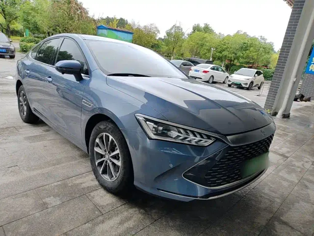BYD Qin PLUS — Фото автомобиля 3