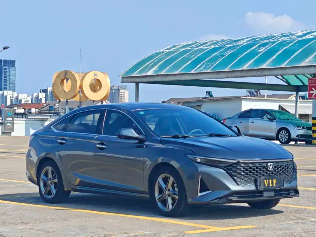 Changan Raeton Plus — Фото автомобиля 3