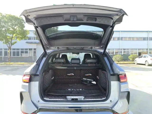 BYD Song PLUS — Фото автомобиля 18