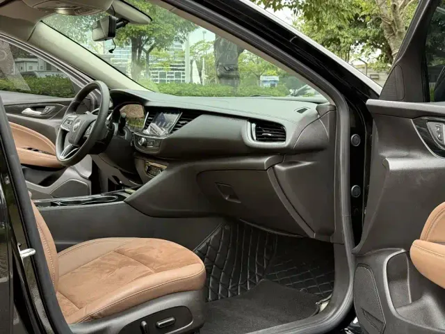 Buick Regal — Фото автомобиля 8