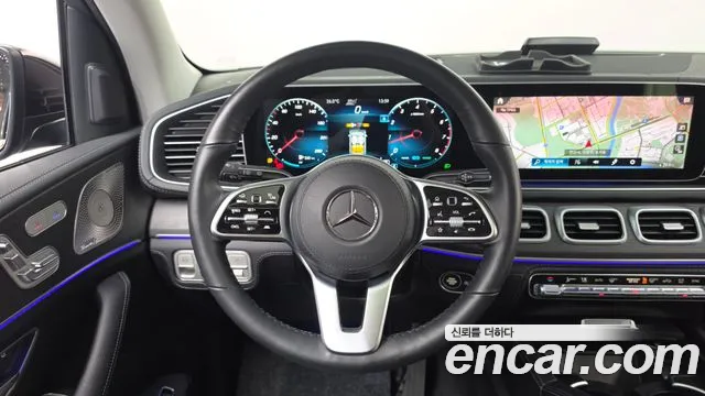 Mercedes-Benz GLE-Class — Фото автомобиля 13