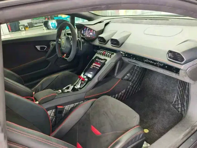 Lamborghini Huracan — Фото автомобиля 5