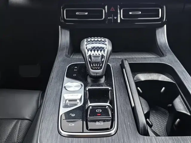 GAC Trumpchi GS8 — Фото автомобиля 13
