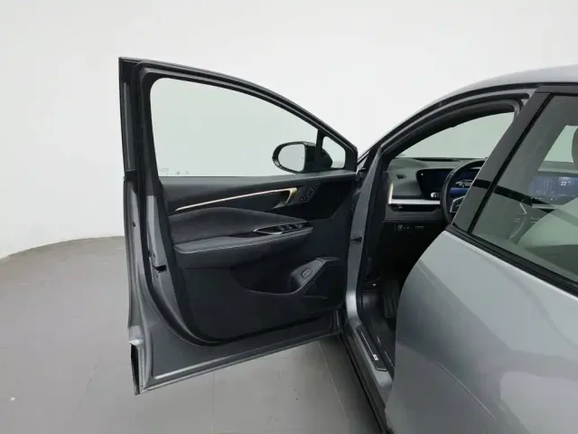 Buick E4 — Фото автомобиля 8