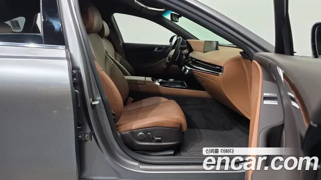Genesis G80 Бензин 3.5 турбо AWD — Фото автомобиля 11
