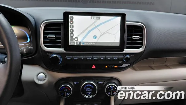 Hyundai Venue Venue 1.6 Premium — Фото автомобиля 13