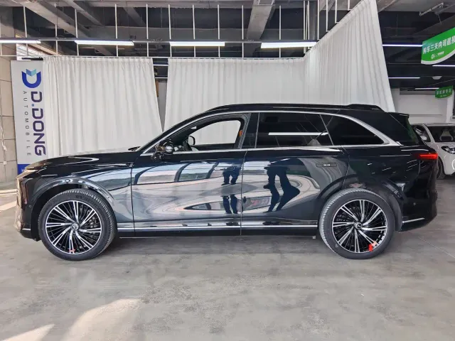 Xpeng G9 — Фото автомобиля 7
