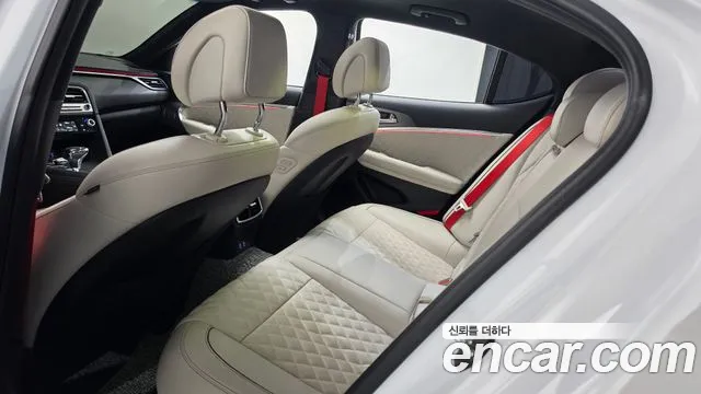 Genesis G70 New — Фото автомобиля 25