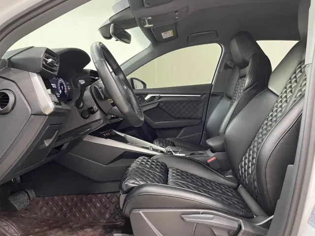 Audi A3 — Фото автомобиля 11
