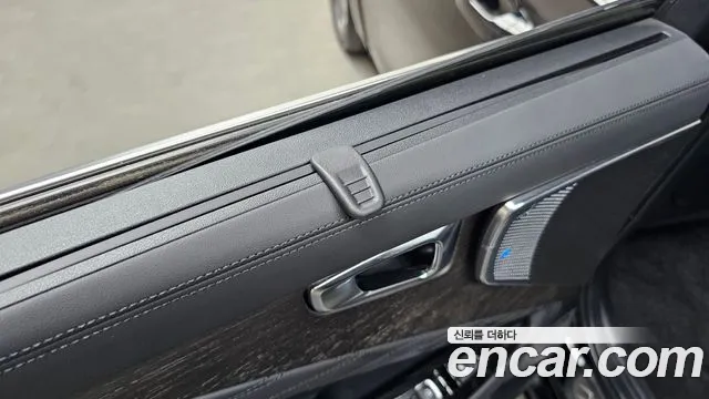 Kia K8 K8 Hybrid — Фото автомобиля 28