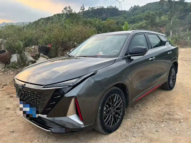 Фотография автомобиля — Changan Z6