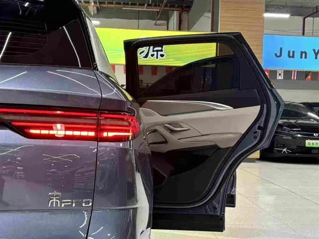 BYD Song Pro — Фото автомобиля 18