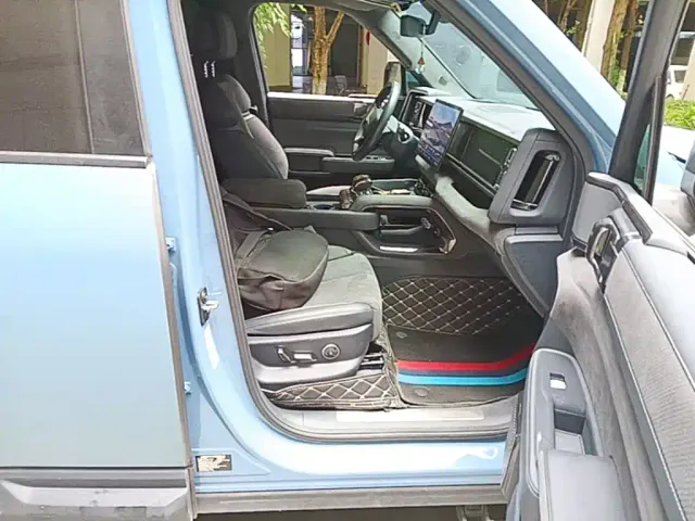 BYD FangChengBao Leopard 5 — Фото автомобиля 24