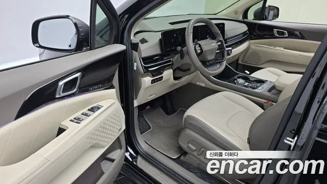 Kia Carnival — Фото автомобиля 10