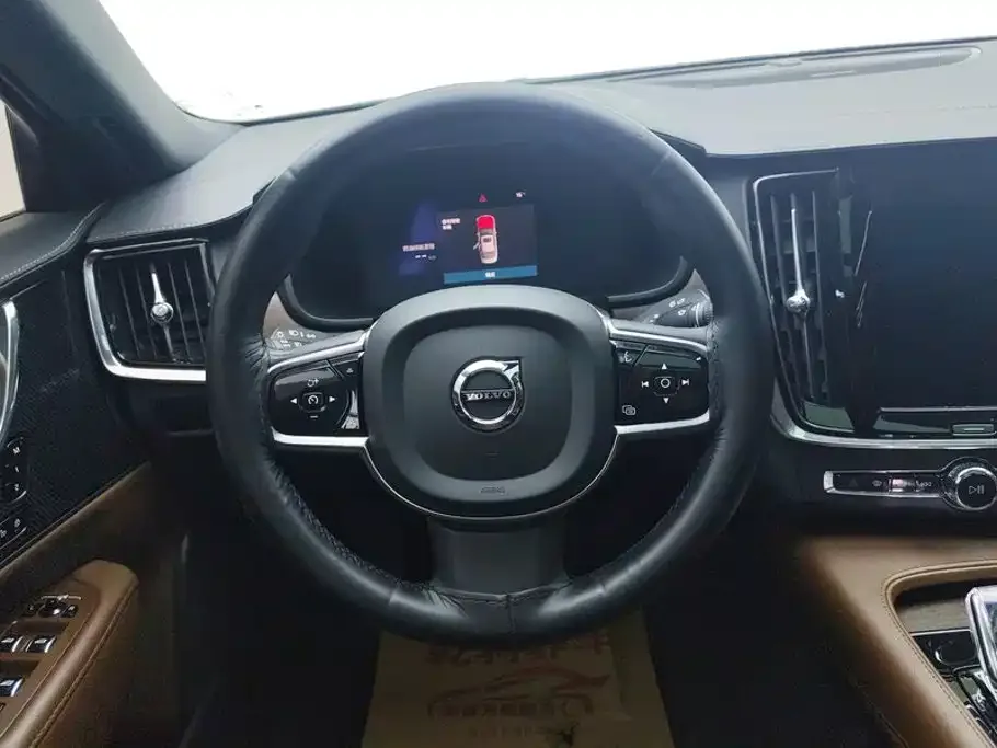 Volvo Volvo S90 2023 B5 Intelligent Vision Luxury Edition — Фото автомобиля 15
