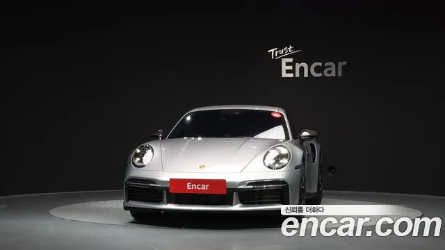 Фотография автомобиля — Porsche 911 911 (992)