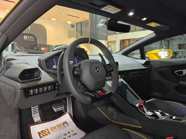 Lamborghini Huracan — Фото автомобиля 5