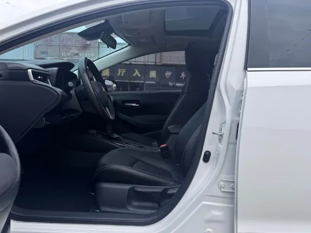 Toyota Corolla — Фото автомобиля 9